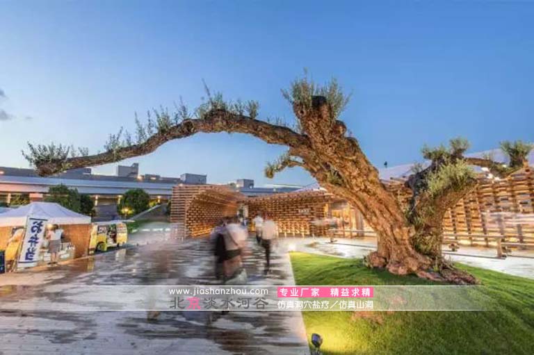 仿真胡楊樹出口到美國及東南亞國家成為酒吧餐飲的重要標志