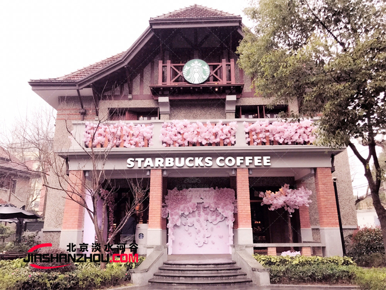 仿真樹不僅使場(chǎng)景更生動(dòng)且有助于創(chuàng)造出真實(shí)自然又到美麗的物事