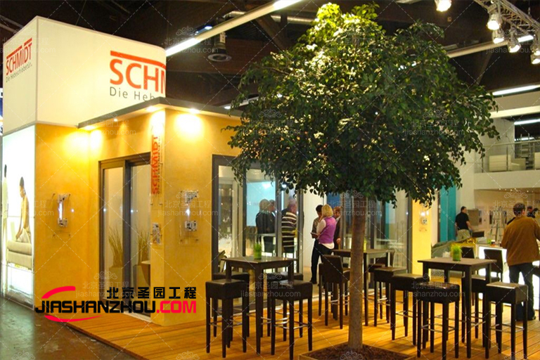 看北京圣園是如何營造秘密花園森系仿真樹綠色餐廳的
