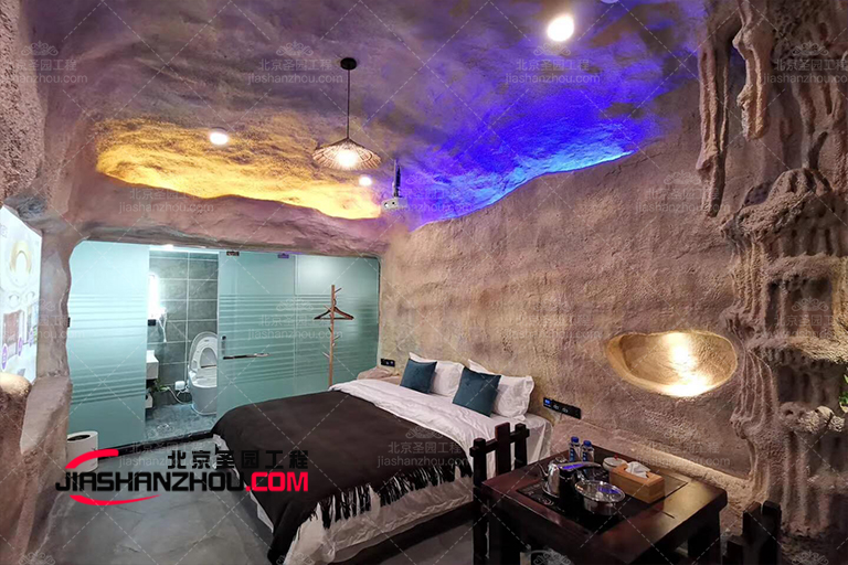 云南滇池璞隱仿真山洞酒店盡顯當代時尚風格
