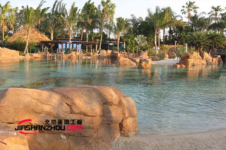 現(xiàn)代住宅熱帶風(fēng)格的GRC塑石假山水池景觀設(shè)計(jì)