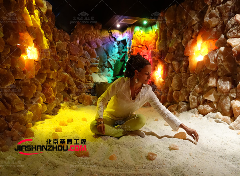 喜馬拉雅山鹽療房夢幻鹽洞提供更加涼爽和舒緩的氛圍